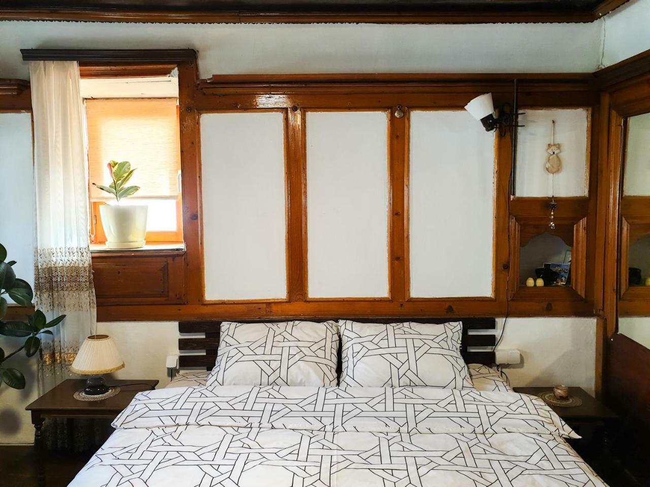 Kulla Dula Guesthouse Gjakova 외부 사진